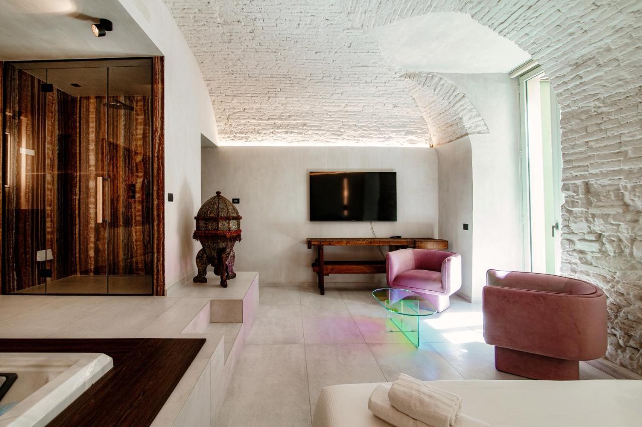 Suites Lorodellago Como - The House Of Travelers Bagian luar foto