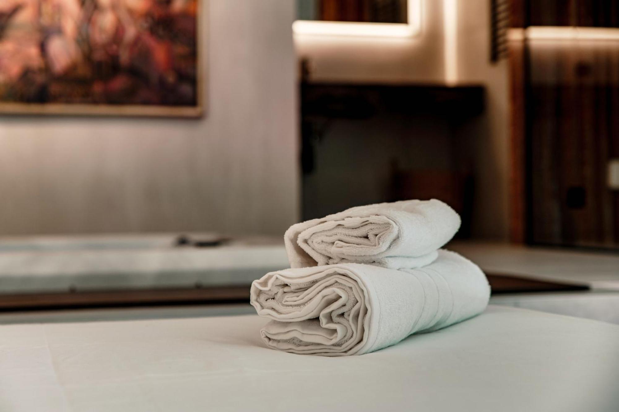 Suites Lorodellago Como - The House Of Travelers Bagian luar foto