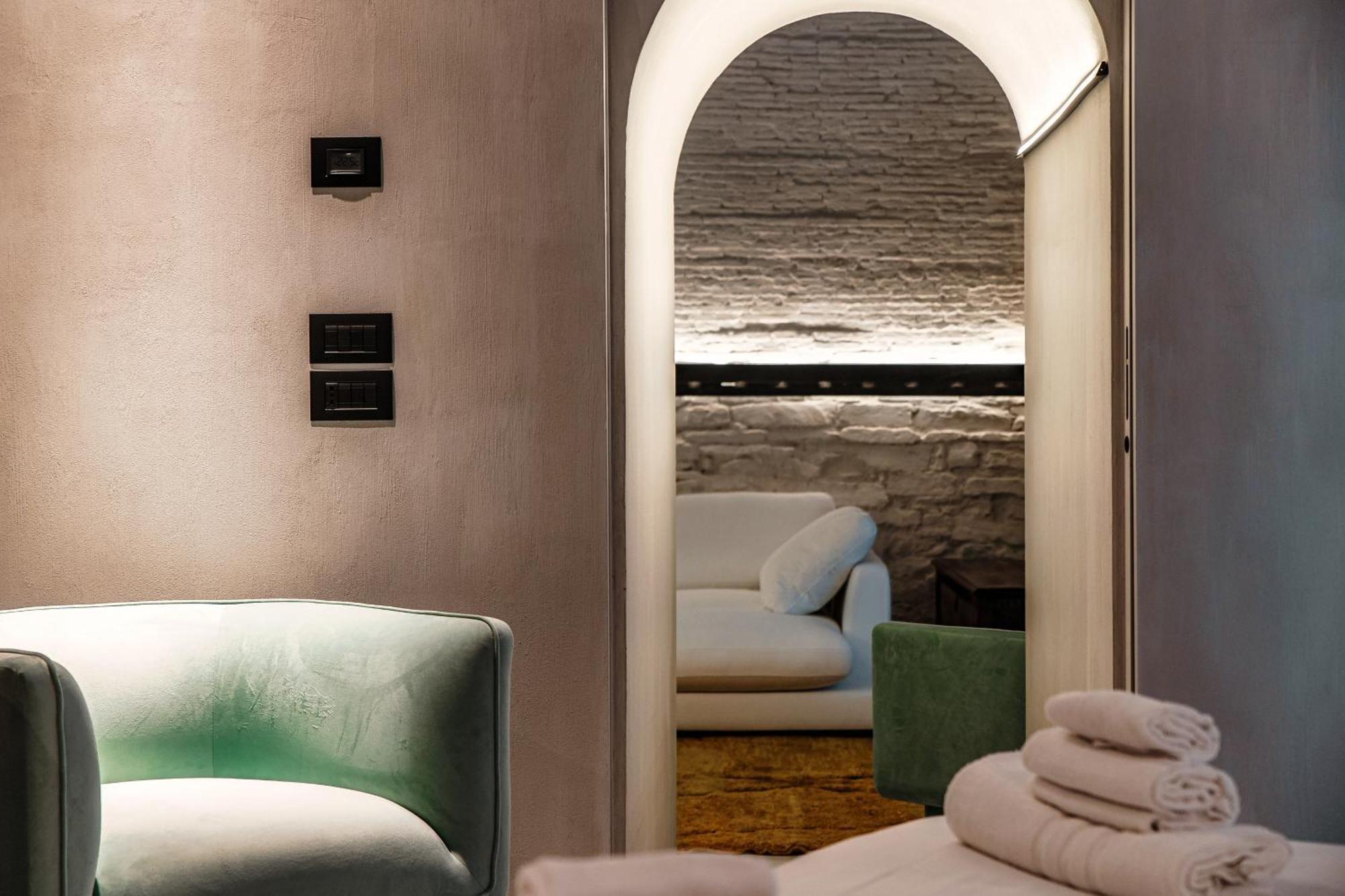 Suites Lorodellago Como - The House Of Travelers Bagian luar foto