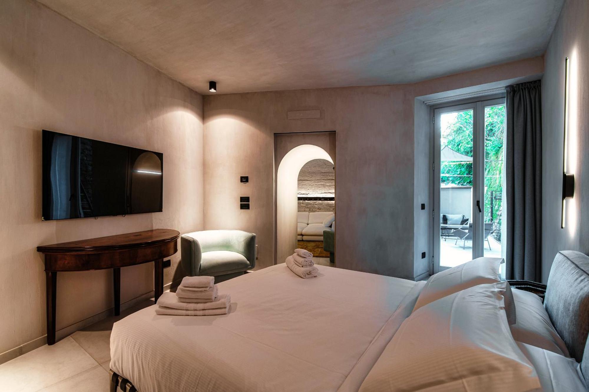 Suites Lorodellago Como - The House Of Travelers Bagian luar foto